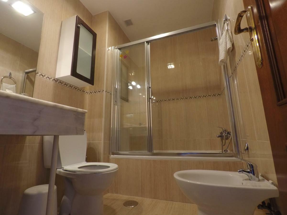 The Best Hostelito! Free Parking เซบีญา ภายนอก รูปภาพ