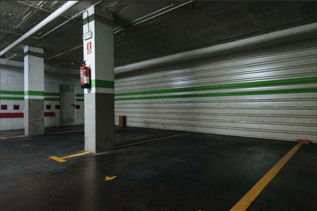 The Best Hostelito! Free Parking เซบีญา ภายนอก รูปภาพ
